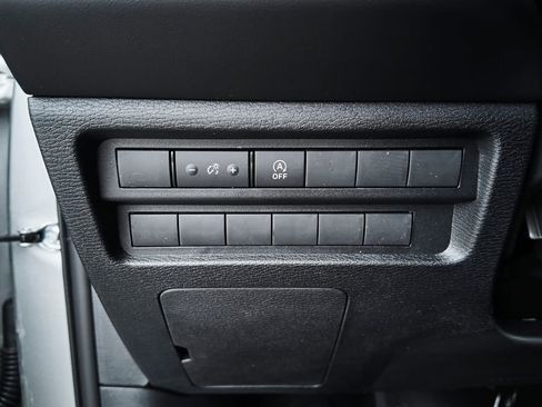 New 2026 Mitsubishi Outlander ES image 24