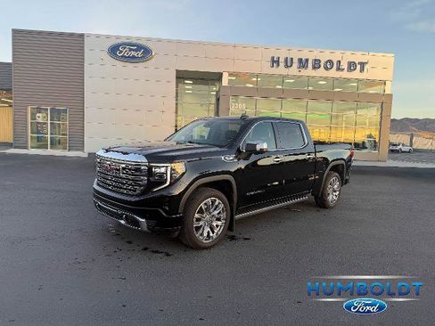 Used 2024 GMC Sierra 1500 Denali image 1