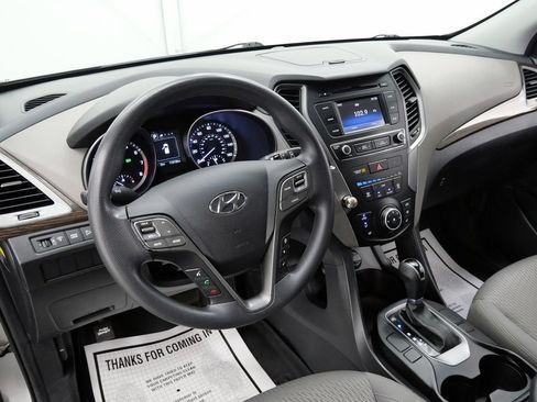 Used 2017 Hyundai Santa Fe Sport AWD/4WD image 11