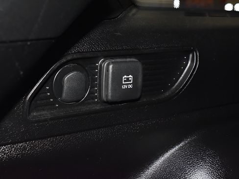 Used 2024 Jeep Grand Cherokee Limited w/ Luxury Tech Group II AWD/4WD image 25