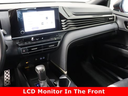 Certified 2025 Toyota Camry SE image 16