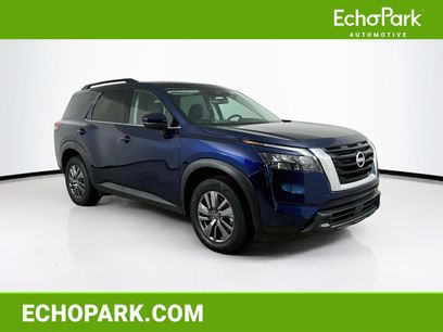 Used 2025 Nissan Pathfinder SV