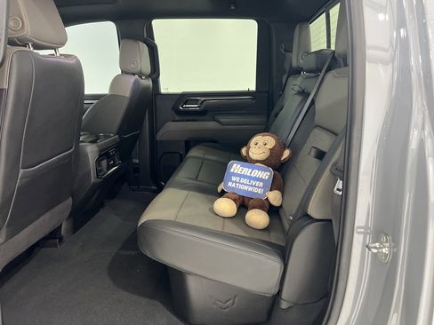 Used 2024 Chevrolet Silverado 2500 ZR2 w/ Technology Package image 23