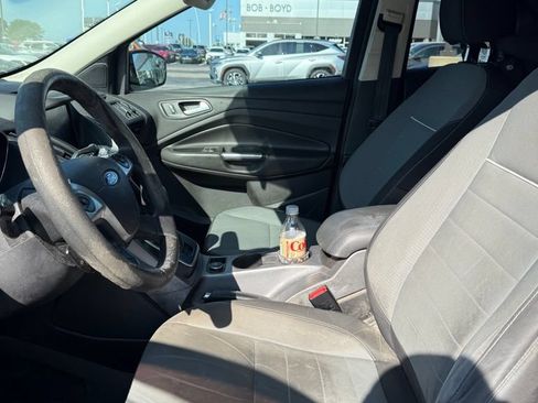Used 2014 Ford Escape SE w/ Equipment Group 201A FWD image 6