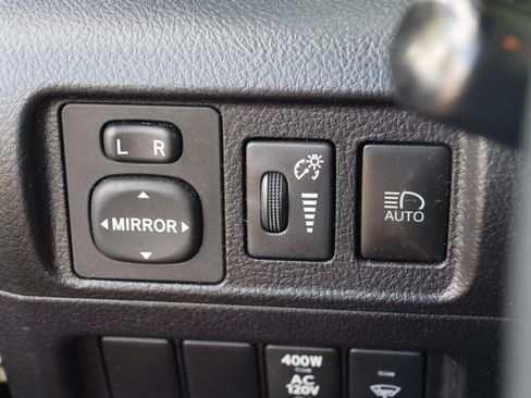 Used 2022 Toyota 4Runner SR5 Premium w/ Moonroof Package AWD/4WD image 14