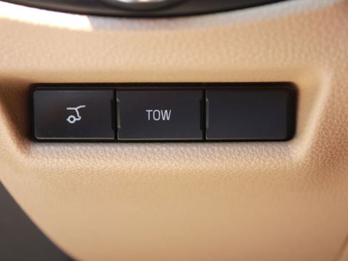 Used 2017 Ford Explorer Limited w/ Class II Trailer Tow Package AWD/4WD image 13