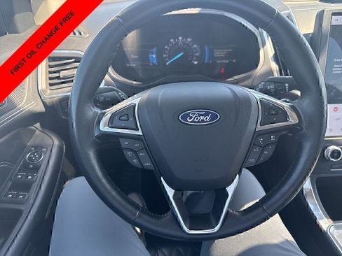Used 2023 Ford Edge Titanium AWD/4WD image 22