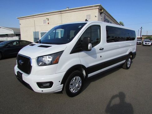 Used 2024 Ford Transit 350 XLT RWD image 4