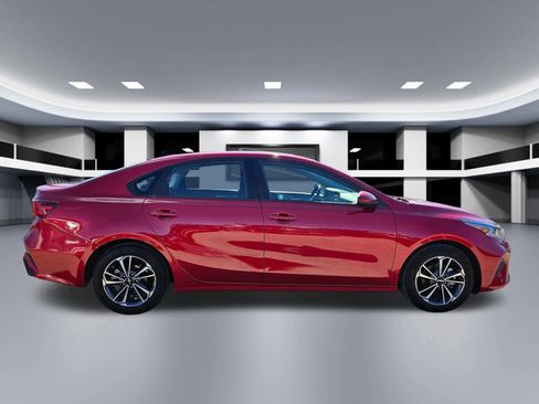 Certified 2024 Kia Forte LXS image 6