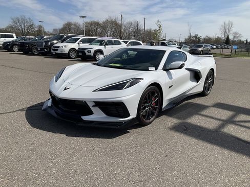 Used 2023 Chevrolet Corvette Stingray Premium Cpe w/ Z51 Performance Package RWD image 1