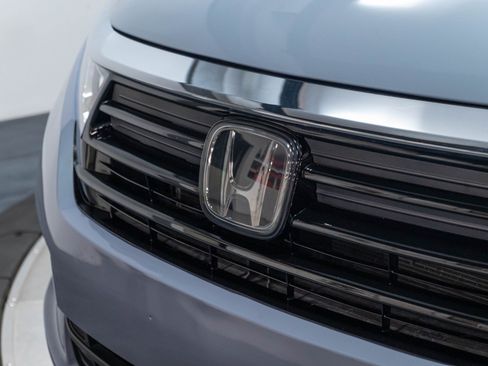 Used 2024 Honda Odyssey Elite image 55