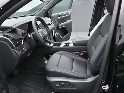 New 2026 GMC Acadia Elevation w/ Black Edition FWD image 15