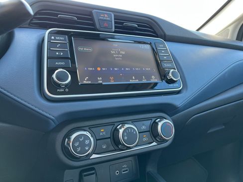 Used 2025 Nissan Versa SV image 20