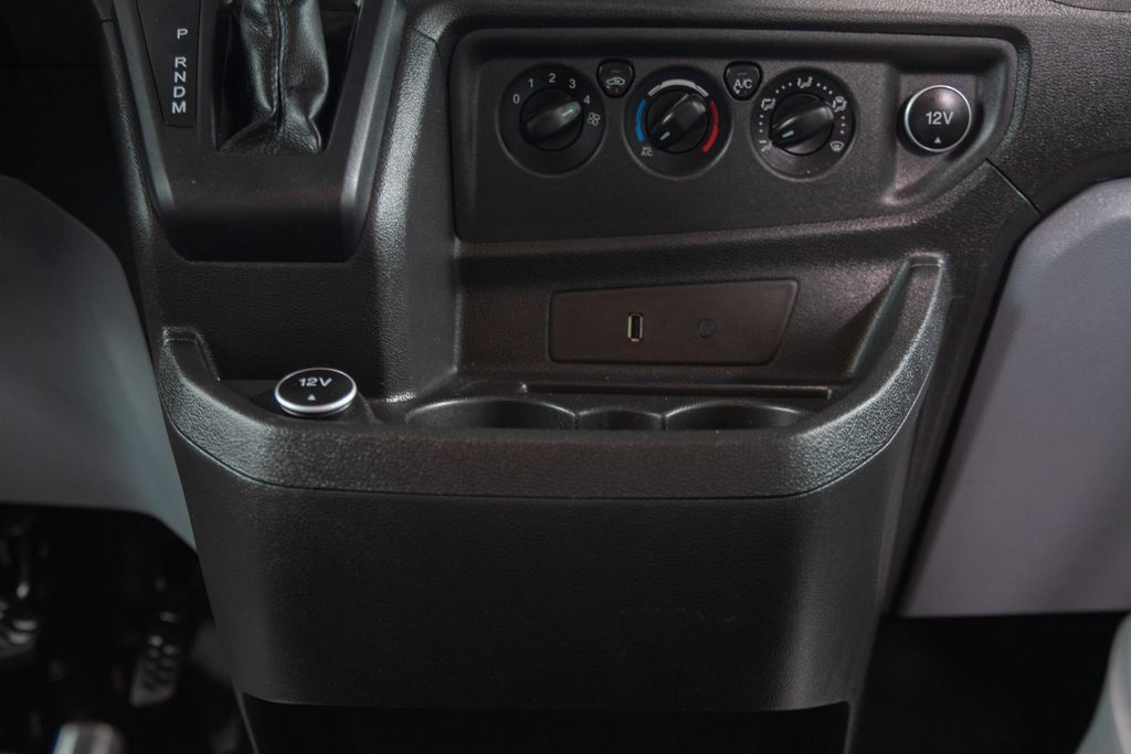 Used 2018 Ford Transit 350 XL RWD image 21