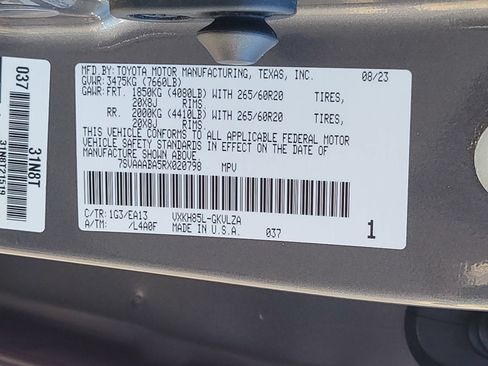 Used 2024 Toyota Sequoia Limited AWD/4WD image 19