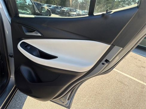 Used 2023 Buick Encore GX Preferred w/ Cold Weather Comfort Package image 16