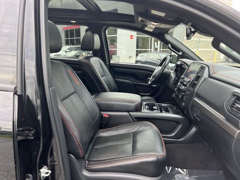 Used 2021 Nissan Titan PRO-4X w/ Pro-4x Convenience Package AWD/4WD image 27