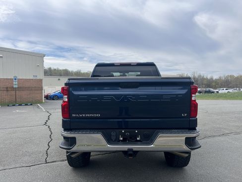 Used 2022 Chevrolet Silverado 1500 LT image 4