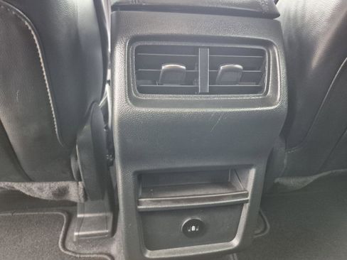 Certified 2024 Ford Edge SEL image 22