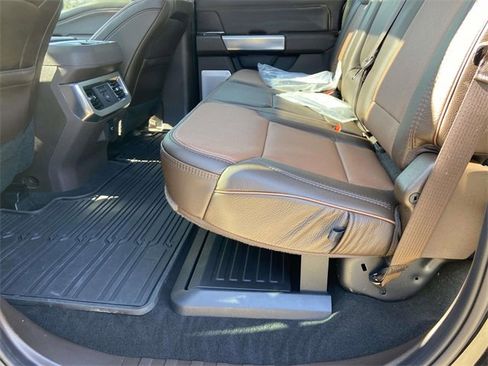 Used 2025 Ford F250 King Ranch w/ Chrome Package image 9