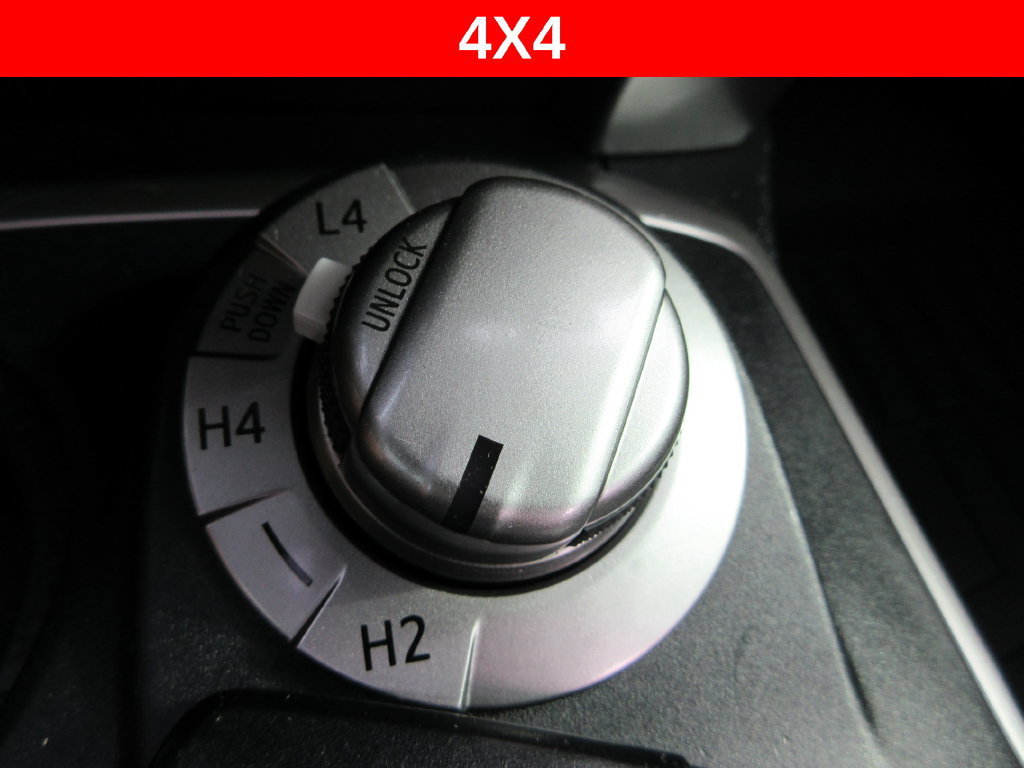 Used 2020 Toyota 4Runner SR5 Premium w/ Moonroof Package AWD/4WD image 29