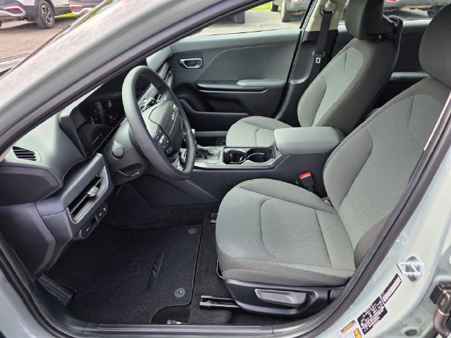 New 2026 Kia K4 FWD image 14
