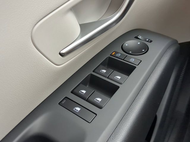 New 2025 Hyundai Tucson SE FWD image 22