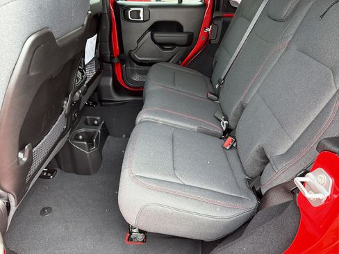 New 2026 Jeep Wrangler Unlimited Rubicon AWD/4WD image 24