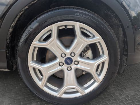Used 2017 Ford Escape Titanium w/ Equipment Group 301A AWD/4WD image 31