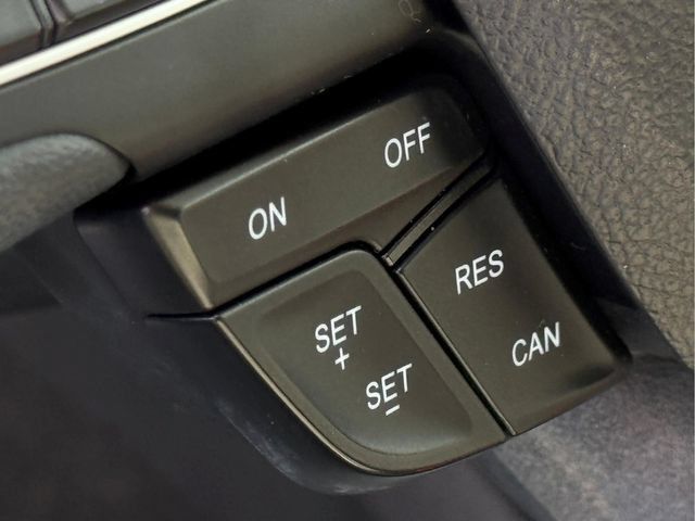 Certified 2018 Ford Escape SE w/ SE Sport Appearance Package AWD/4WD image 21