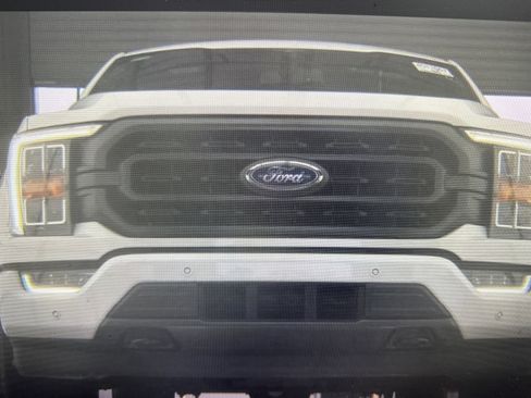 Used 2023 Ford F150 XLT w/ Equipment Group 302A High image 13