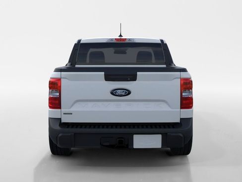 New 2026 Ford Maverick XLT w/ XLT Luxury Package FWD image 6