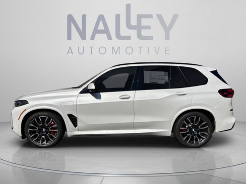 Used 2026 BMW X5 xDrive50e w/ Executive Package AWD/4WD image 2