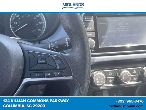 Used 2025 Nissan Versa SV FWD image 20