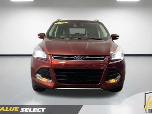 Used 2014 Ford Escape Titanium w/ Equipment Group 401A AWD/4WD image 2
