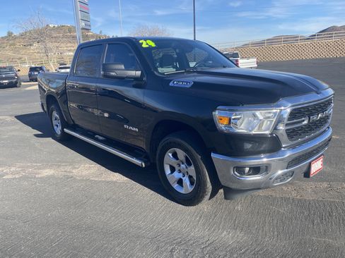 Used 2024 RAM 1500 Lone Star image 5