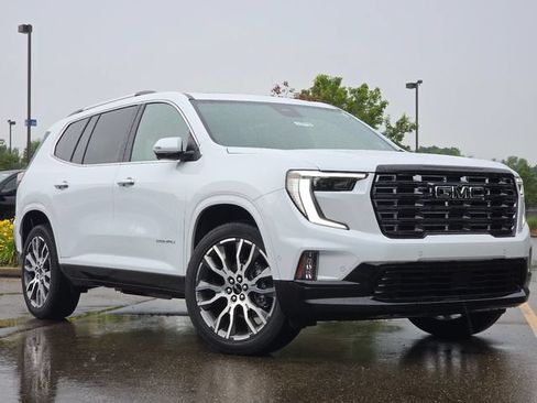 New 2026 GMC Acadia Denali Ultimate w/ LPO, Floor Liner Package AWD/4WD image 2