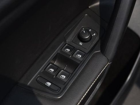 Used 2023 Volkswagen Tiguan S w/ Driver Assistance Package FWD image 8
