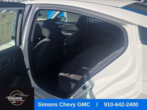 Used 2024 Nissan Altima 2.5 SV FWD image 30