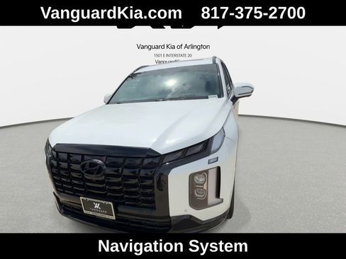 Used 2025 Hyundai Palisade Calligraphy AWD/4WD image 3