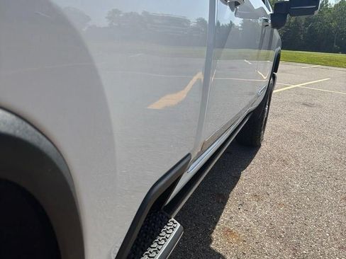 Used 2024 Chevrolet Silverado 3500 High Country w/ High Country Premium Package AWD/4WD image 27