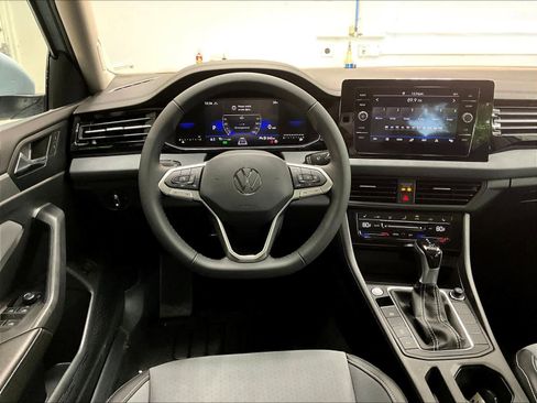 New 2026 Volkswagen Jetta SE image 15