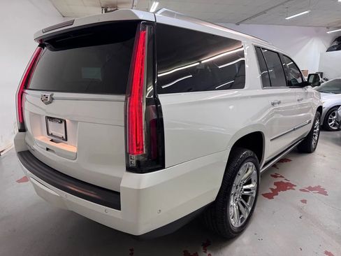 Used 2018 Cadillac Escalade ESV Premium Luxury AWD/4WD image 3