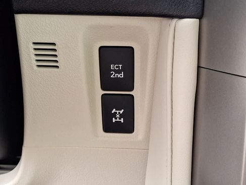 Used 2021 Lexus GX 460 Luxury AWD/4WD image 30