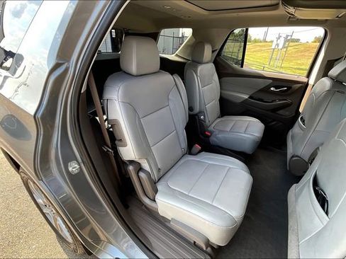 Used 2020 Chevrolet Traverse Premier w/ LPO, Floor Liner Package image 27