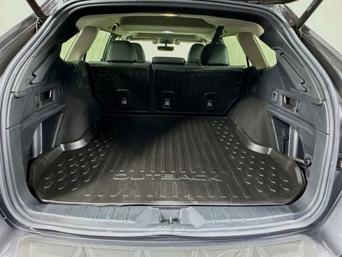 Used 2020 Subaru Outback Onyx Edition XT AWD/4WD image 31