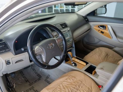 Used 2007 Toyota Camry XLE FWD image 11