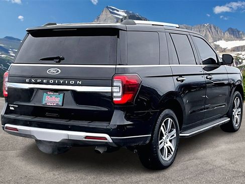 Used 2022 Ford Expedition Limited image 2