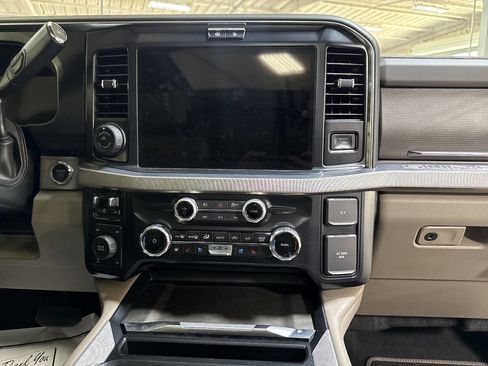Used 2026 Ford F250 Platinum w/ Platinum Plus Package AWD/4WD image 34