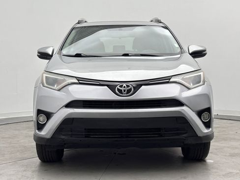 Used 2016 Toyota RAV4 XLE FWD image 2